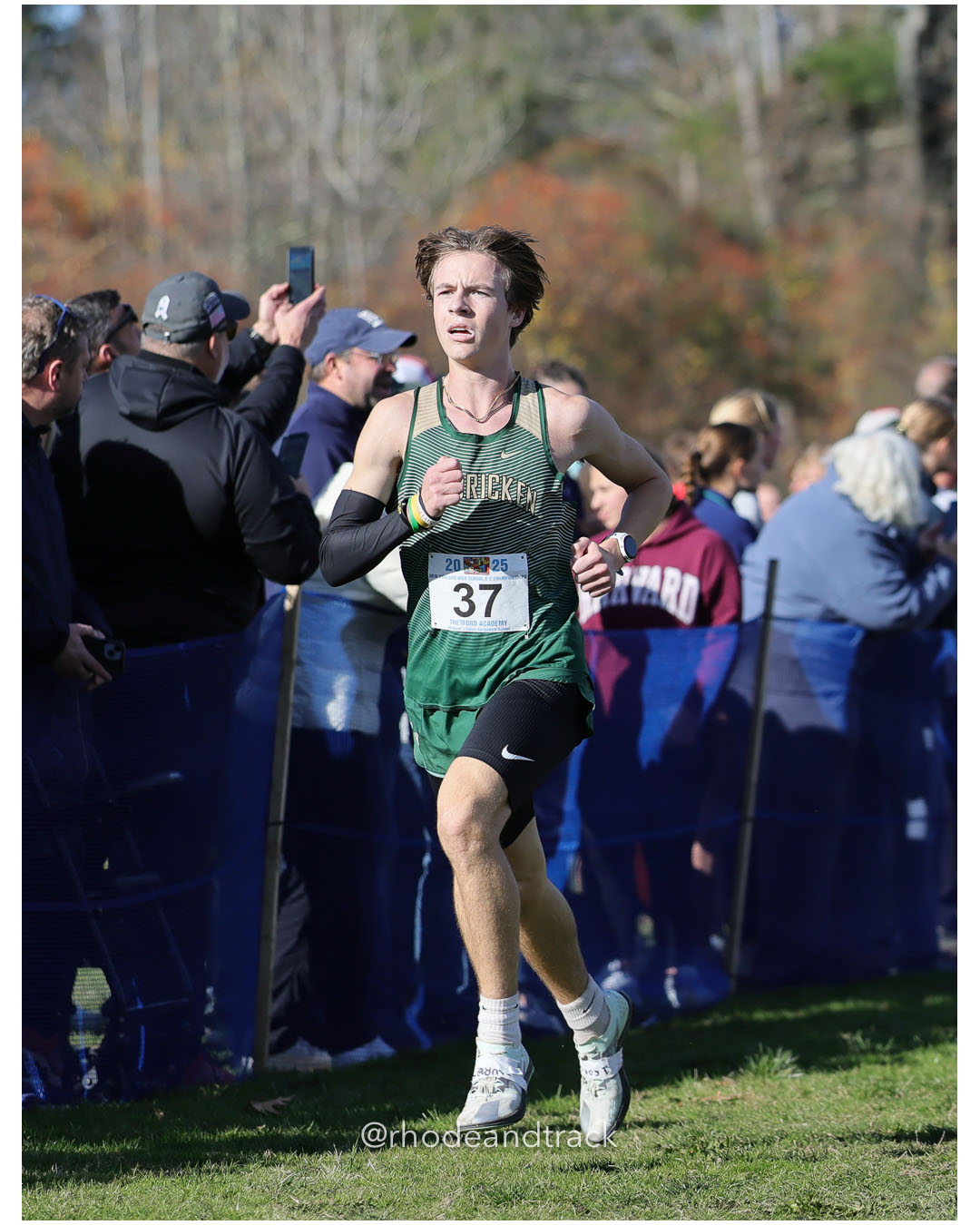 Oliver Redmond, Bishop Hendricken High School, P42, 17:19.31 - New England Cross Country State Championship - Thetford Vt - November 8, 2025 File: ./dir-2-Boys-Championship/251108-2025-New England-Cross-Country-Championships-Thetford-VT-622-296A0845.jpg Oliver Redmond, Bishop Hendricken High School, P42, 17:19.31 - New England Cross Country State Championship - Thetford Vt - November 8, 202…